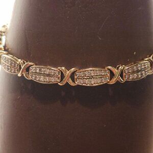 Ladies 2K Diamond Bracelet in 18K Yellow Gold bracelet